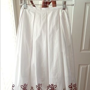 Anthropologie skirt w/ black stitching at bottom